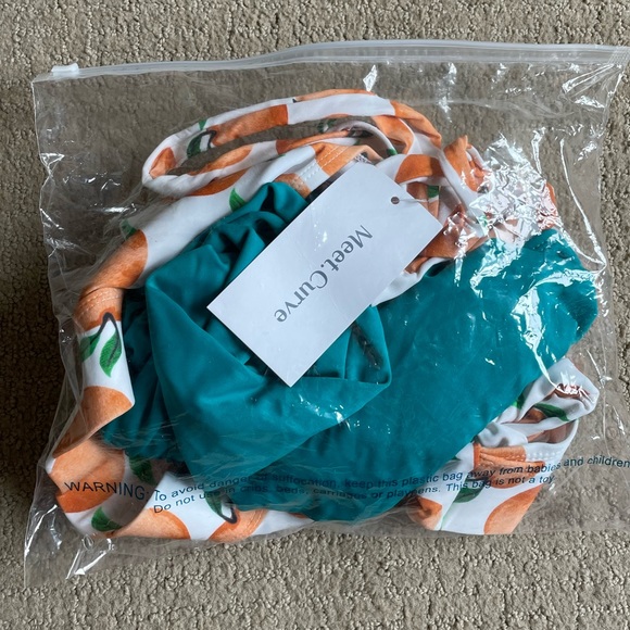 NWT Fruit Bikini in 2X - Picture 3 of 4